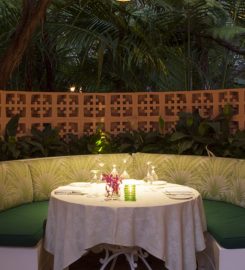 Polo Lounge